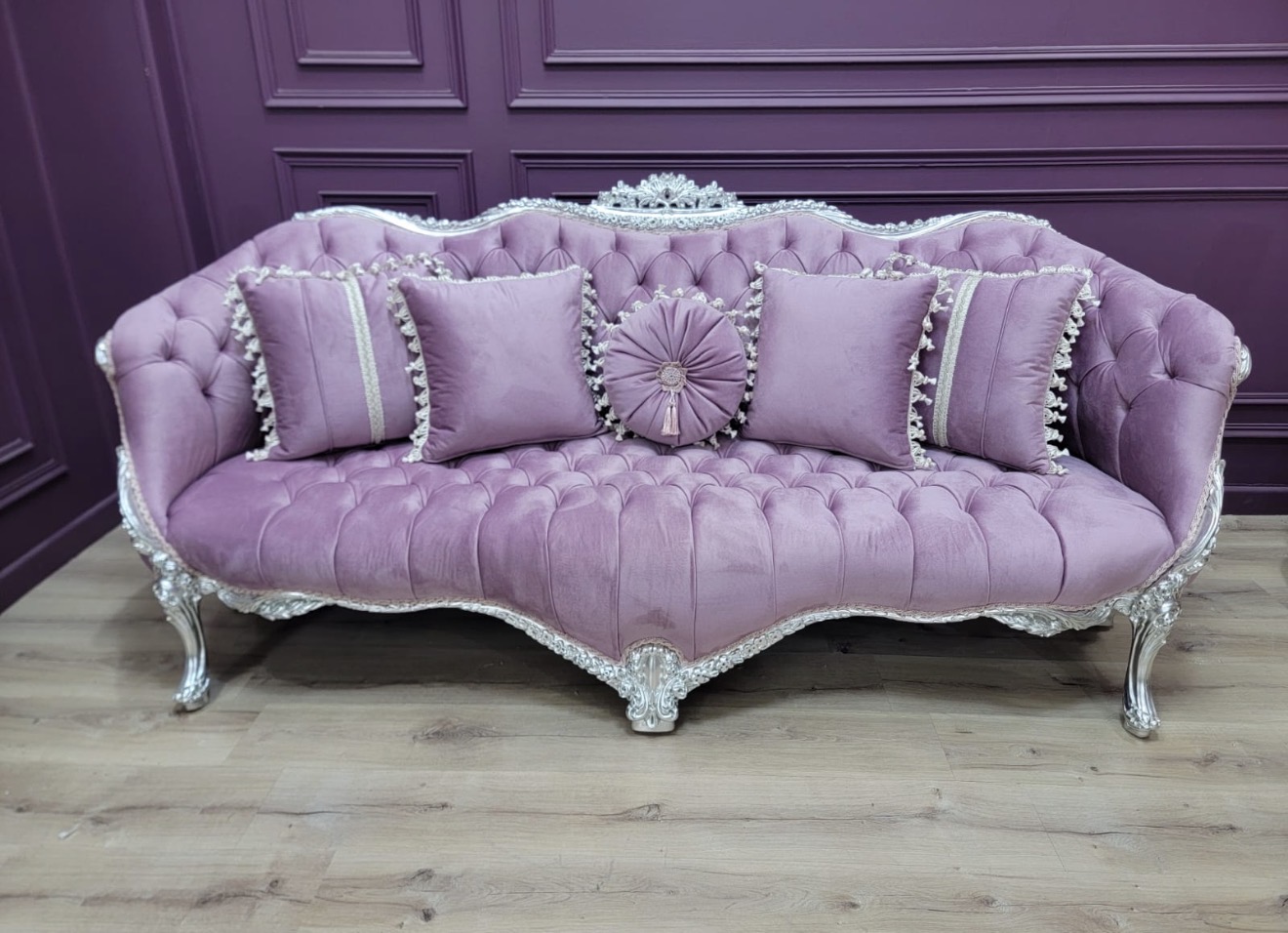 Private listing for Susan / sofas - Image 2